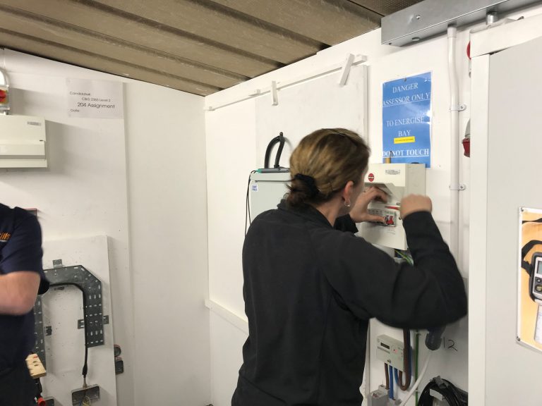 Electrical Courses: A New Start in Life