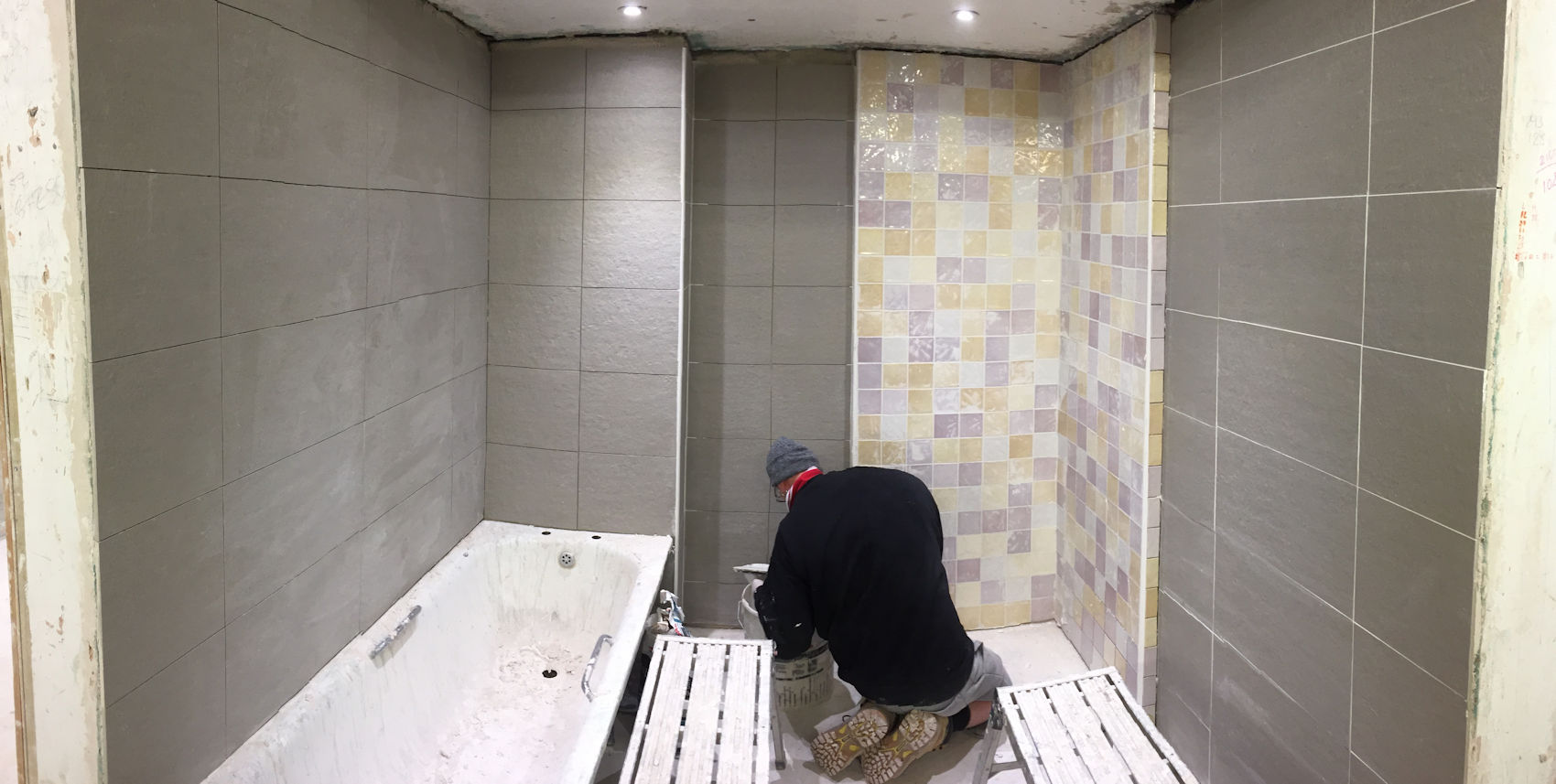 Tiling courses