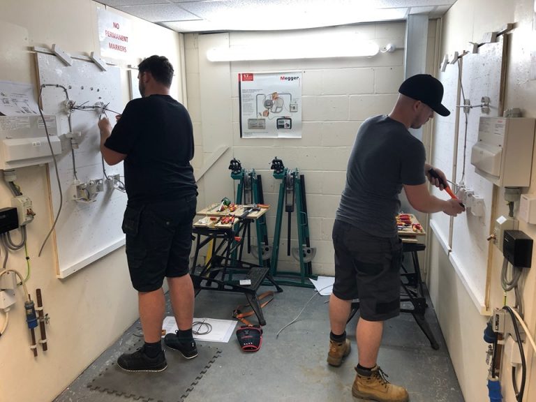 Weekend Electrician training courses are available!