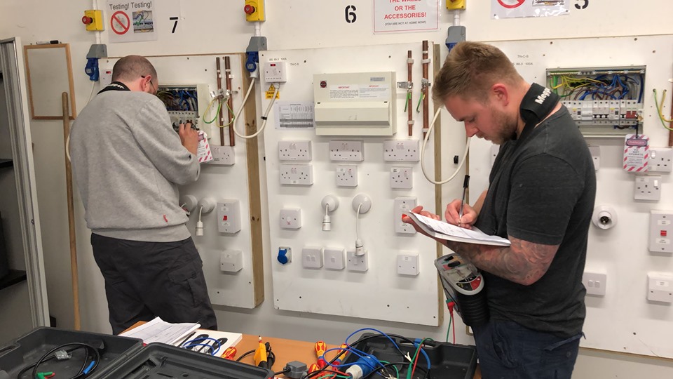 electrician courses