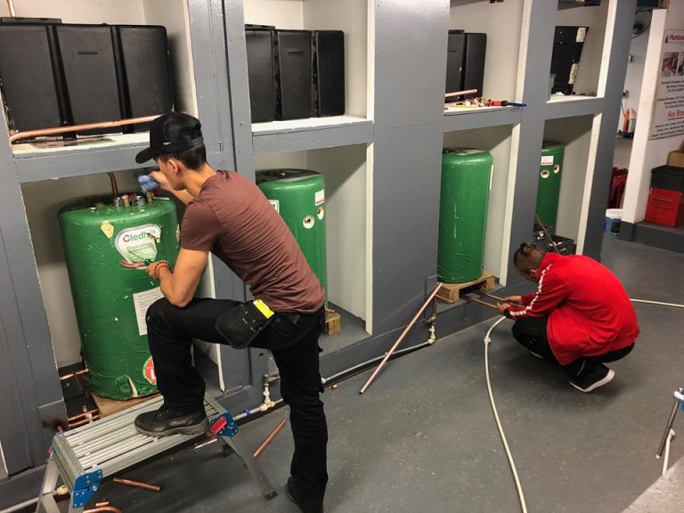 Spaces available on our Plumbing & Gas course!