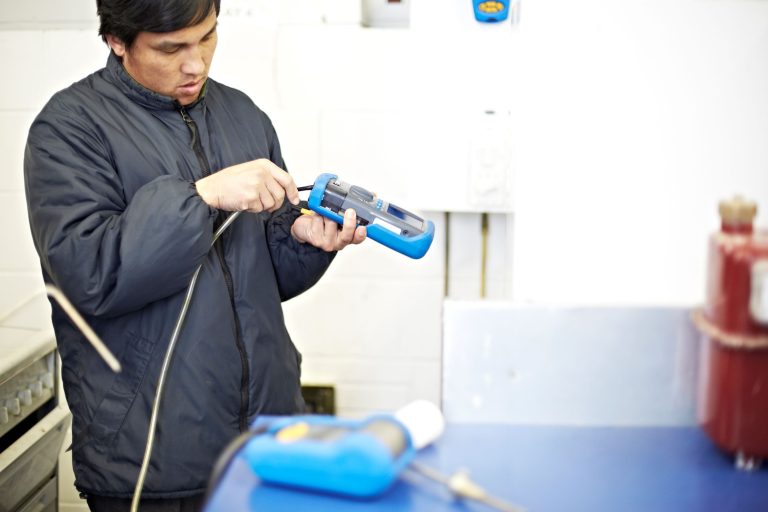 What qualifications do you need to be a gas engineer?