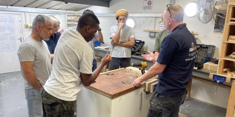 What can carpenters earn at different stages of their careers?